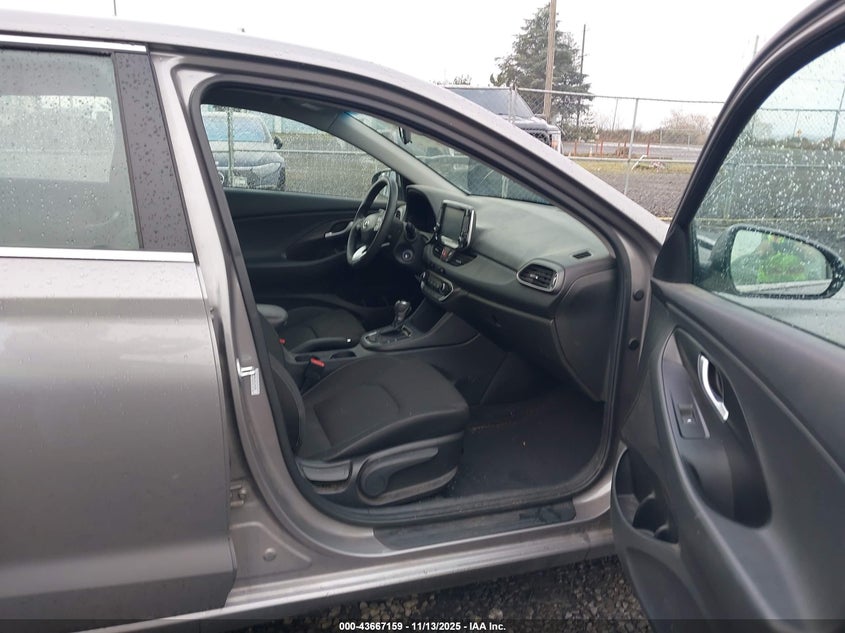 2020 HYUNDAI ELANTRA GT KMHH35LE5LU146109