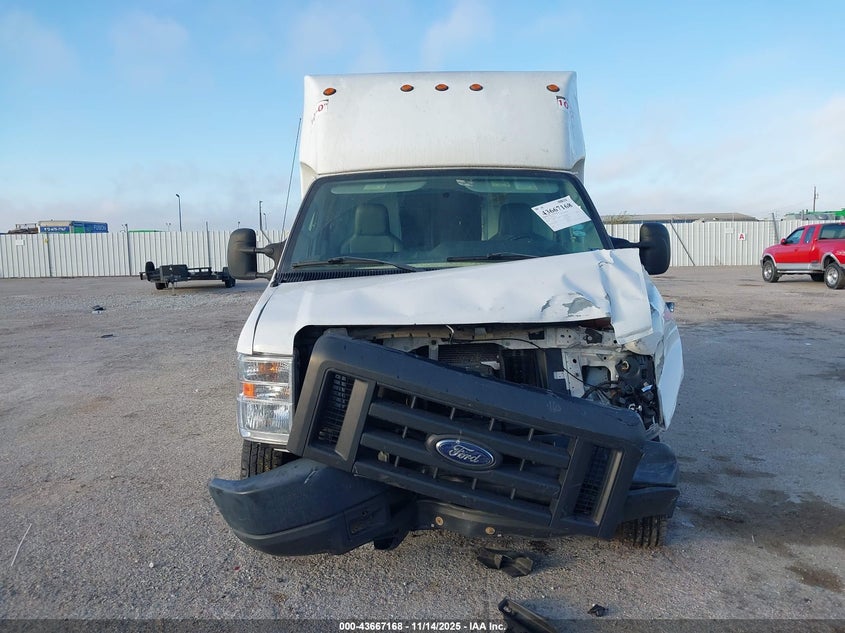 2019 Ford E-350 Cutaway VIN: 1FDWE3FSXKDC28066 Lot: 43667168