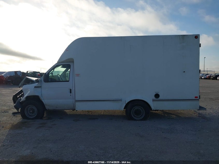 2019 Ford E-350 Cutaway VIN: 1FDWE3FSXKDC28066 Lot: 43667168