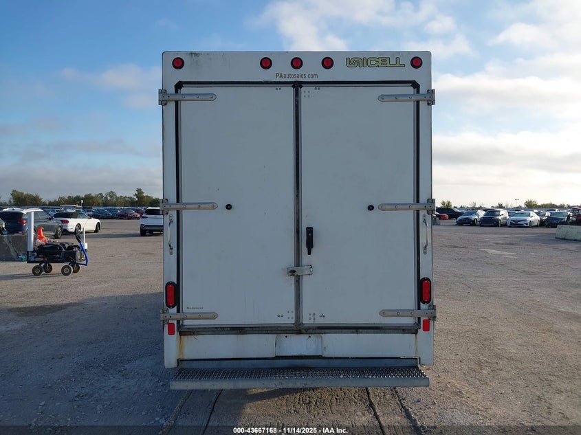 2019 Ford E-350 Cutaway VIN: 1FDWE3FSXKDC28066 Lot: 43667168