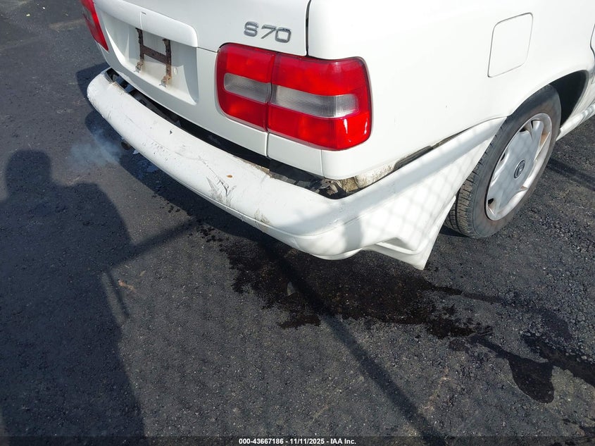 1998 Volvo S70 Gtas/Gtms VIN: YV1LS5538W1475433 Lot: 43667186