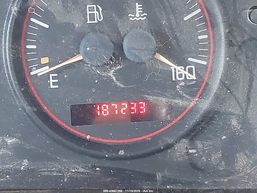 2001 Pontiac Montana M16 W/1Sd Pkg. VIN: 1GMDX03E11D184097 Lot: 43667266