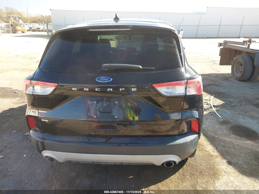 2022 FORD ESCAPE SE - 1FMCU0G69NUA25115