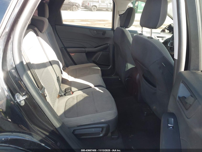 2022 FORD ESCAPE SE - 1FMCU0G69NUA25115