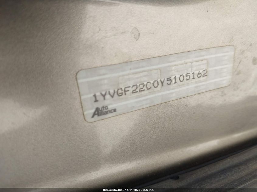 2000 Mazda 626 Es/Lx VIN: 1YVGF22C0Y5105162 Lot: 43667485