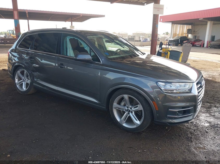 AUDI Q7 55 PREMIUM