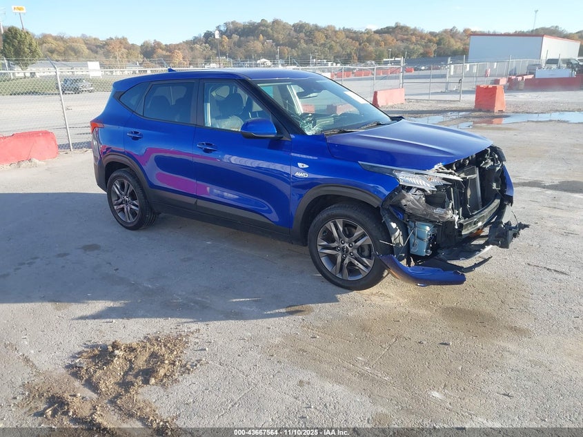2023 KIA SELTOS LX - KNDEPCAA2P7389977