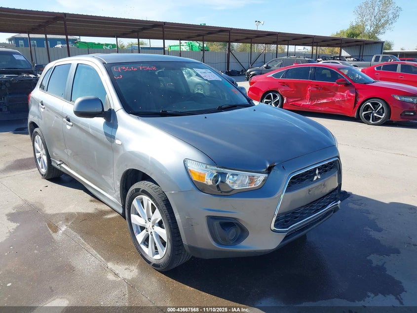 MITSUBISHI OUTLANDER SPORT ES