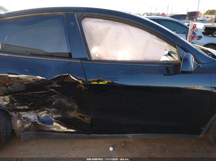 2022 Tesla Model Y Performance Dual Motor All-Wheel Drive VIN: 7SAYGDEF5NF510438 Lot: 43667642