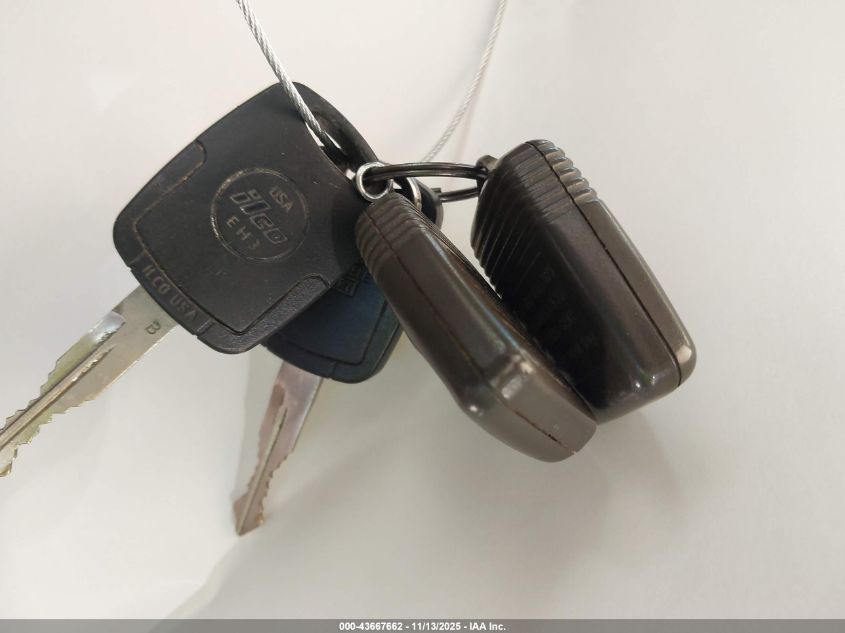 2002 Mercury Grand Marquis Ls VIN: 2MEFM75W62X613506 Lot: 43667662