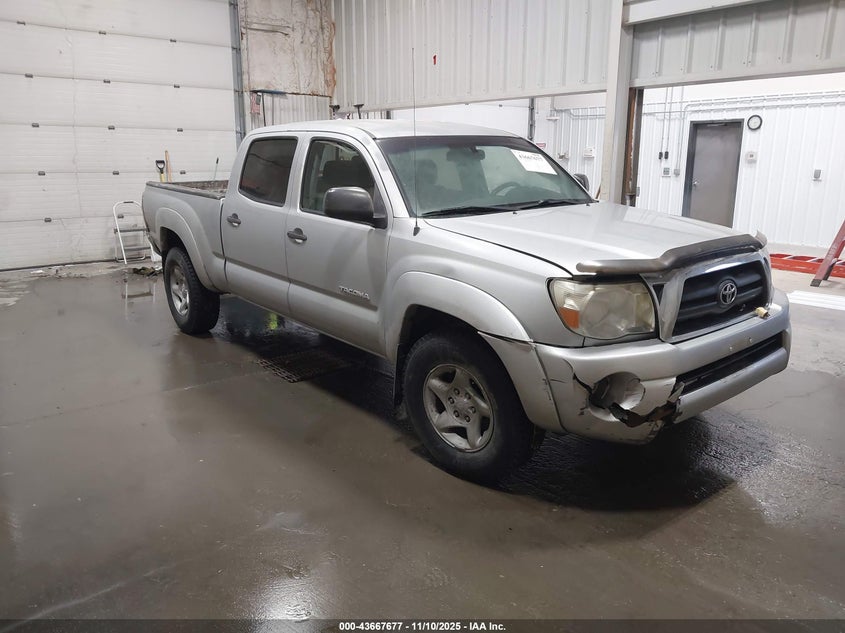 5TEMU52N25Z102743 2005 Toyota Tacoma Base V6 auction photo 1