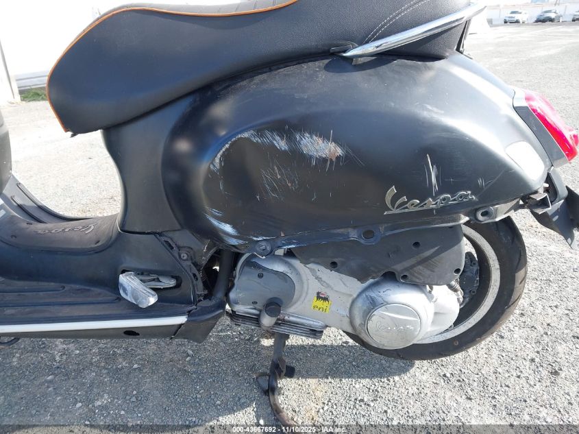 2015 Vespa Gts 300 Super VIN: ZAPM459L1F5100148 Lot: 43667692