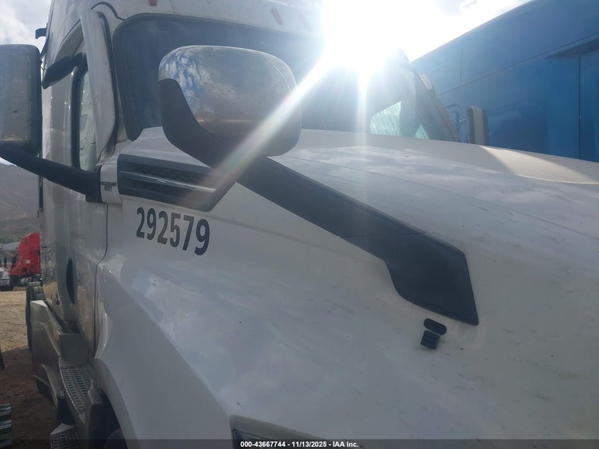 2024 FREIGHTLINER NEW CASCADIA 126  (VIN: 3AKJHHDRXRSUV9212)