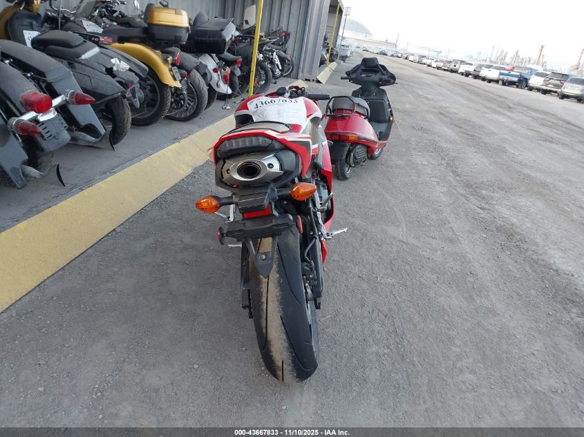 2017 Honda Cbr600 Rr VIN: JH2PC40H5HK300028 Lot: 43667833