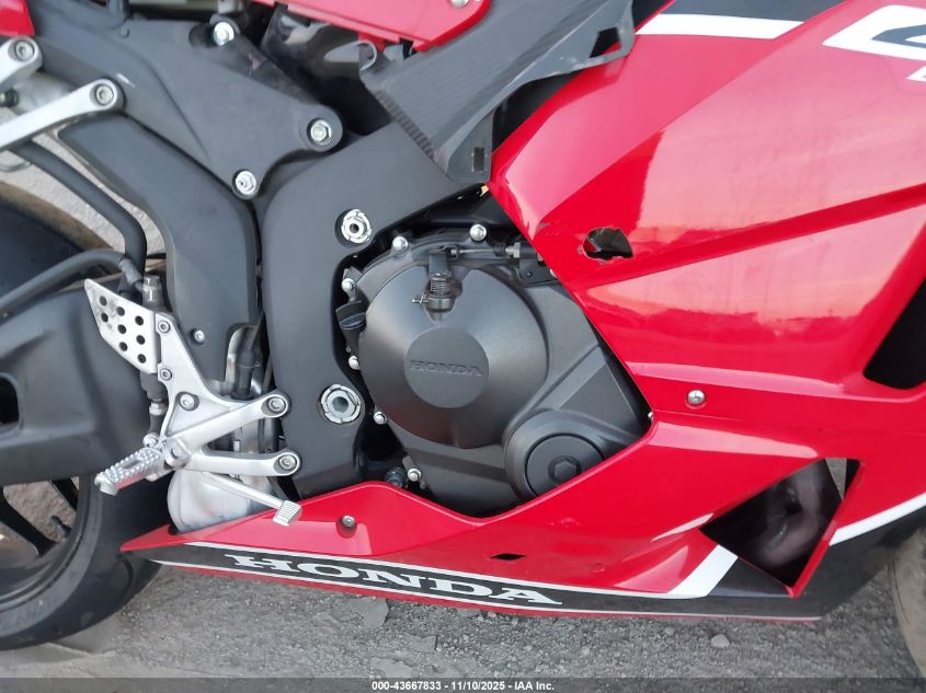 2017 Honda Cbr600 Rr VIN: JH2PC40H5HK300028 Lot: 43667833