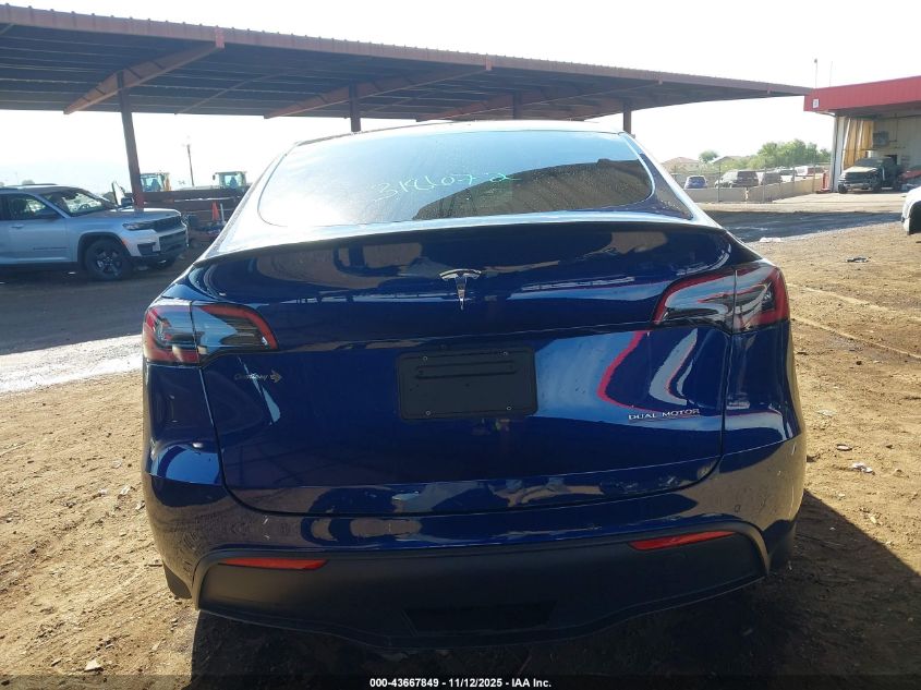 2022 Tesla Model Y Performance Dual Motor All-Wheel Drive VIN: 7SAYGDEF6NF318672 Lot: 43667849