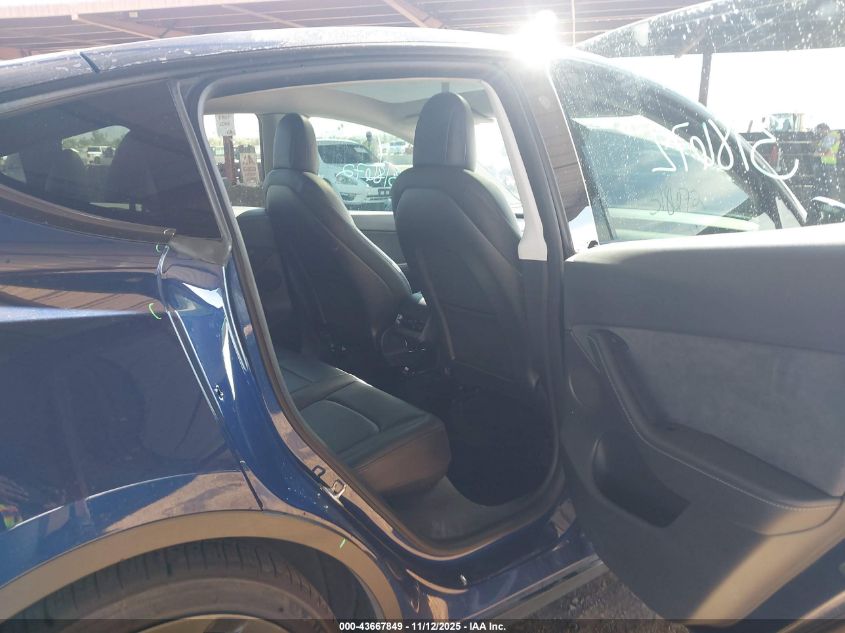 2022 Tesla Model Y Performance Dual Motor All-Wheel Drive VIN: 7SAYGDEF6NF318672 Lot: 43667849