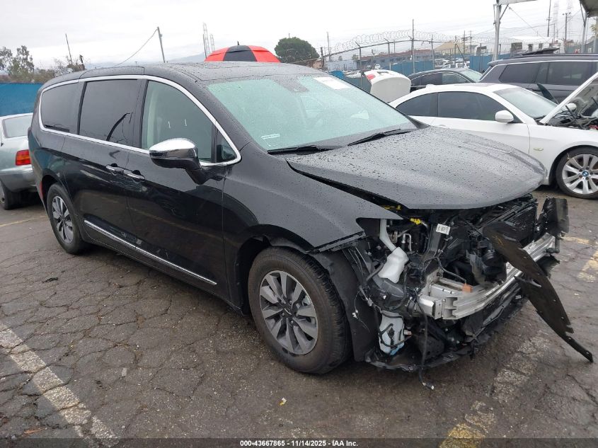 2022 CHRYSLER PACIFICA HYBRID LIMITED - 2C4RC1S73NR181350
