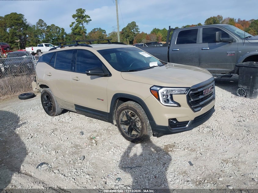 GMC TERRAIN AWD AT4