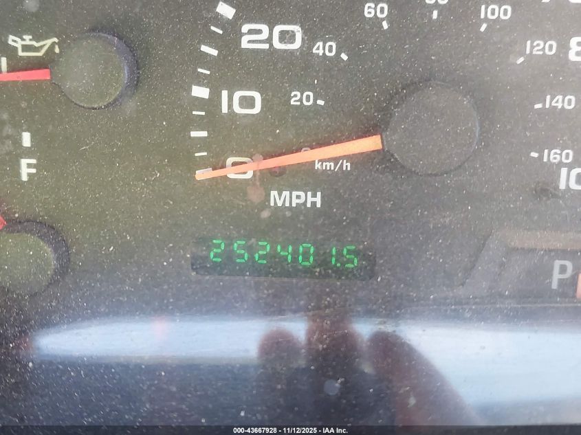 2004 Ford F-250 Lariat/Xl/Xlt VIN: 1FTNX20L74EB98561 Lot: 43667928