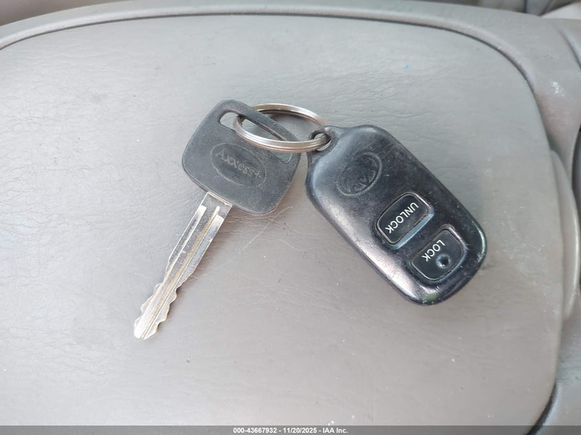 2005 Toyota Tundra Limited V8 VIN: 5TBDT48125S491388 Lot: 43667932