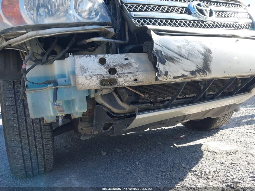 JTEEW21A760011489 2006 TOYOTA HIGHLANDER photo no. 12