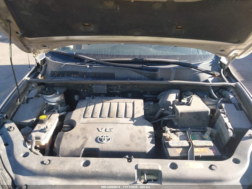 2007 Toyota Rav4 Base V6 VIN: JTMBK33V876015526 Lot: 43668014