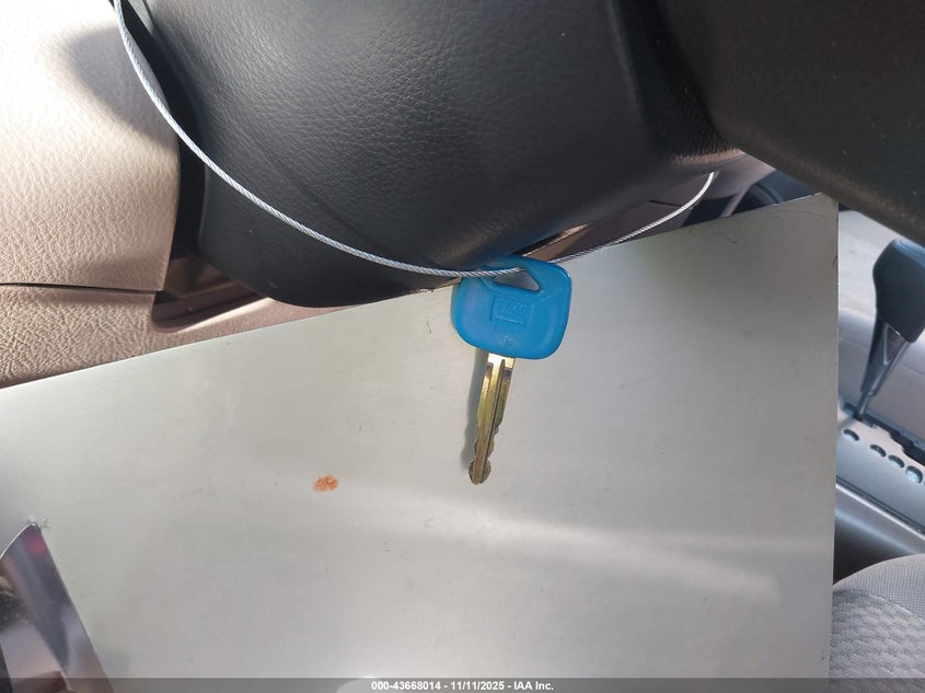 2007 Toyota Rav4 Base V6 VIN: JTMBK33V876015526 Lot: 43668014