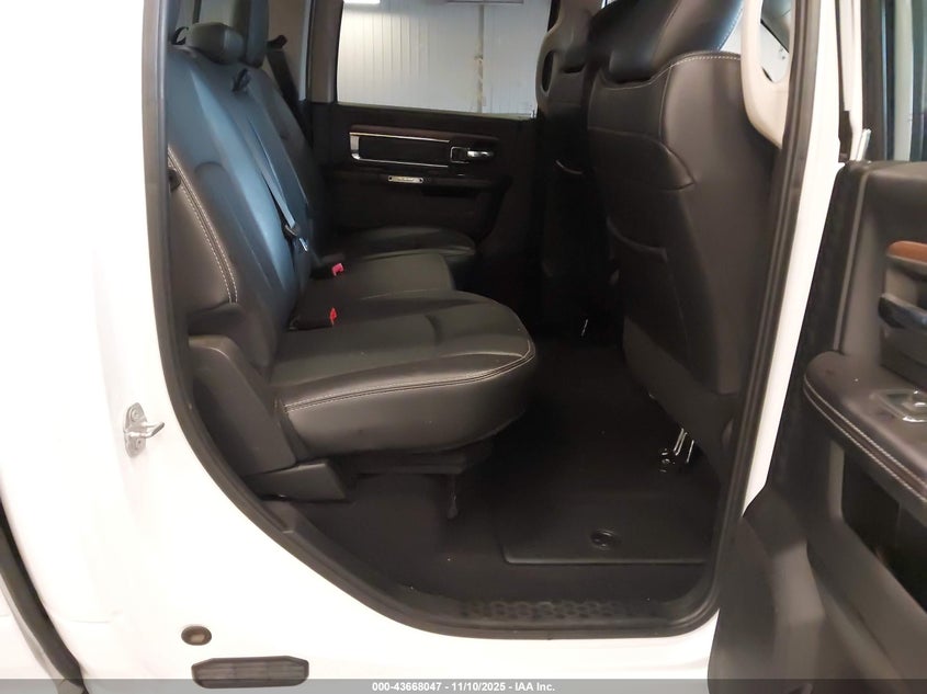 2018 Ram 1500 Laramie VIN: 1C6RR7VM6JS228390 Lot: 43668047