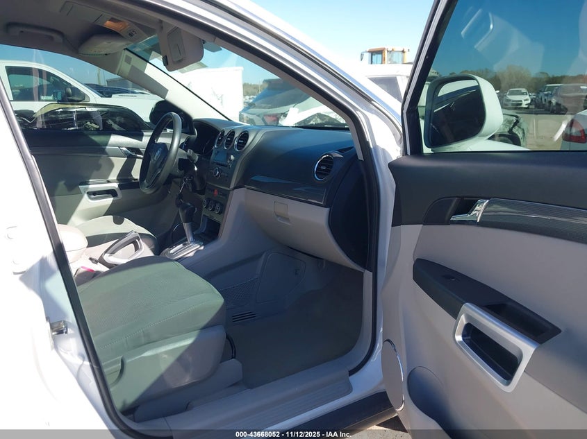 3GSCL33P09S521261 2009 SATURN VUE photo no. 5