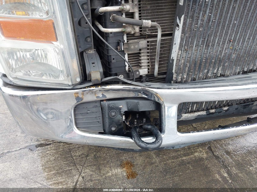 2008 Ford F-350 Chassis Lariat/Xl/Xlt VIN: 1FDWX36R58EA98501 Lot: 43668068