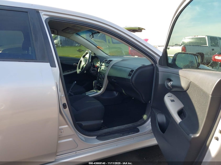 2T1BU4EE0BC642803 2011 TOYOTA COROLLA photo no. 5