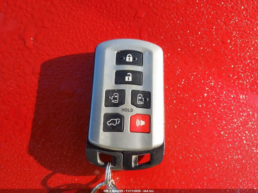 2018 Toyota Sienna Xle Premium 8 Passenger VIN: 5TDYZ3DC7JS955455 Lot: 43668209