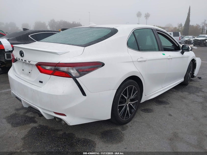 2024 TOYOTA CAMRY SE - 4T1G11AK5RU883791