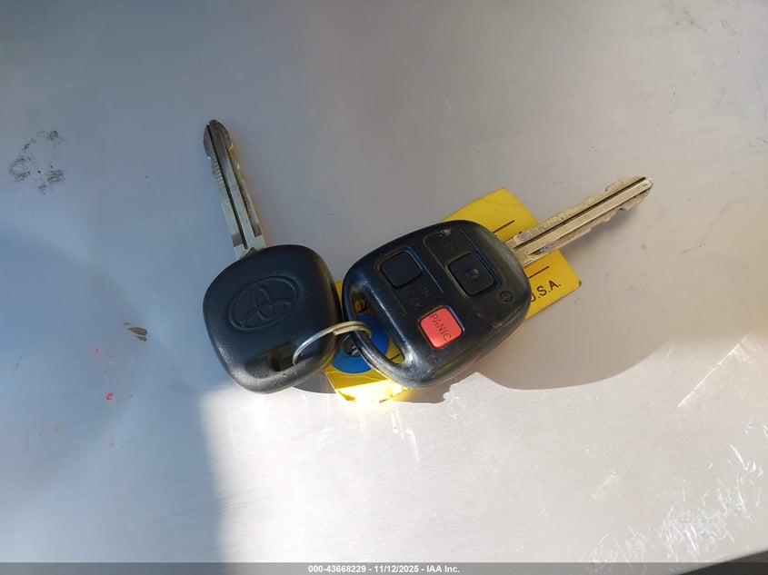 2001 Toyota Land Cruiser VIN: JTEHT05J912009681 Lot: 43668229