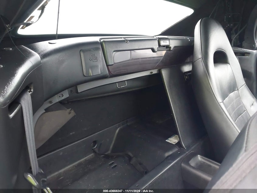 2003 Toyota Mr2 Spyder VIN: JTDFR320530064196 Lot: 43668247