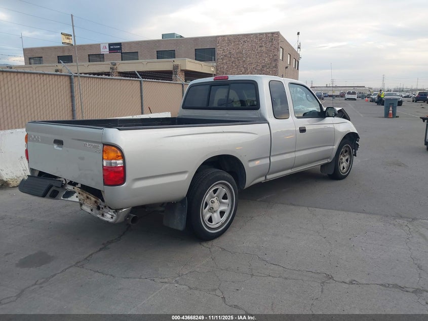 5TEVL52N42Z053757 2002 TOYOTA TACOMA photo no. 4