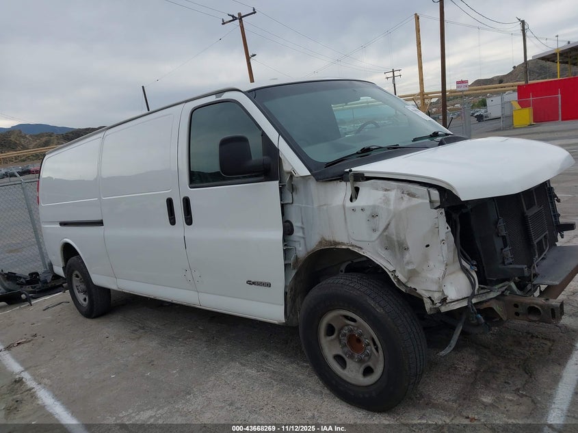2003 Chevrolet Express VIN: 1GCHG39U331125837 Lot: 43668269