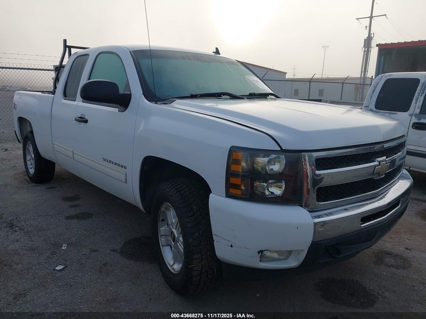 CHEVROLET SILVERADO 1500 LT