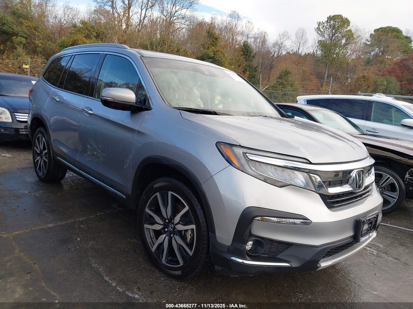 HONDA PILOT AWD TOURING 8 PASSENGER