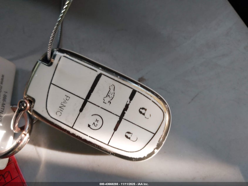 2016 JEEP GRAND CHEROKEE LIMITED - 1C4RJEBG0GC352029