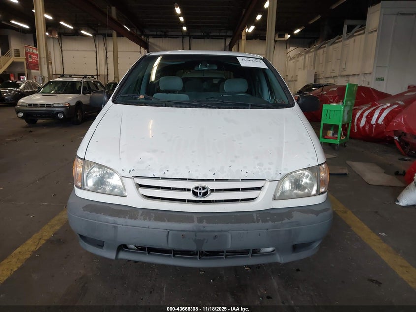 2001 Toyota Sienna Ce VIN: 4T3ZF19C01U321123 Lot: 43668308