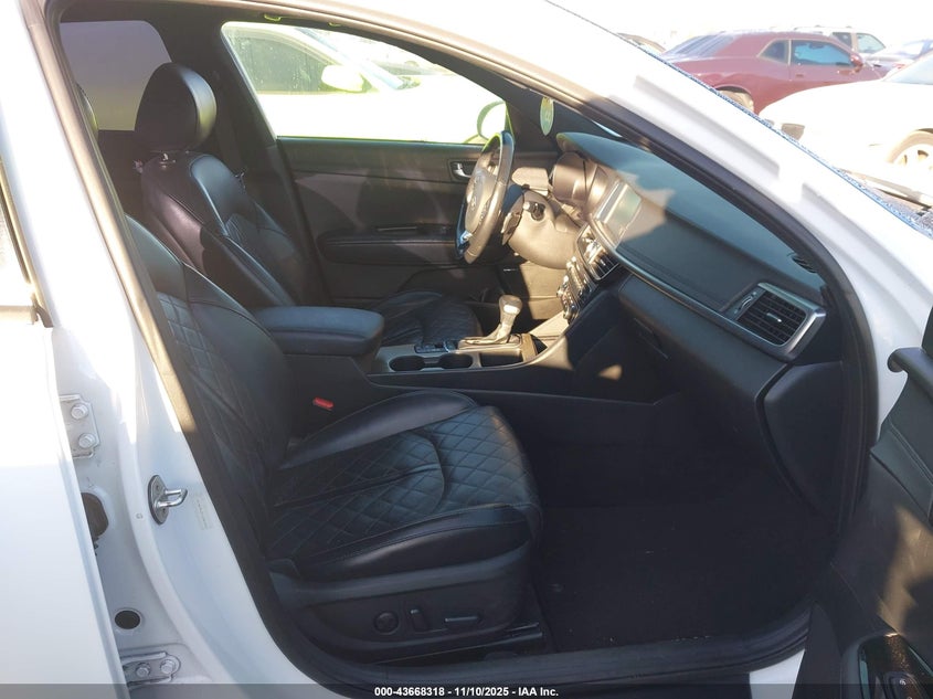 5XXGV4L29JG222282 2018 KIA OPTIMA photo no. 5