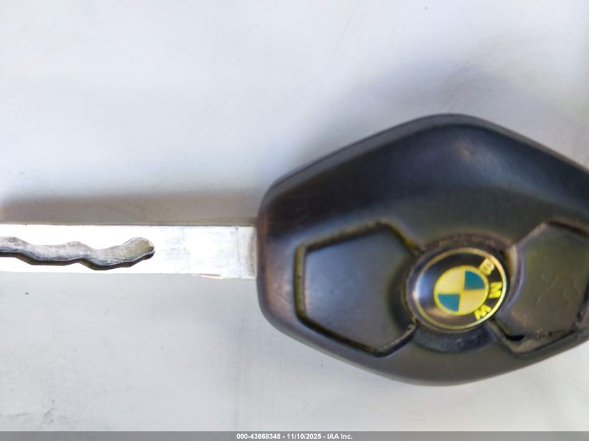 2003 BMW Z4 2.5I VIN: 4USBT33403LR64725 Lot: 43668348