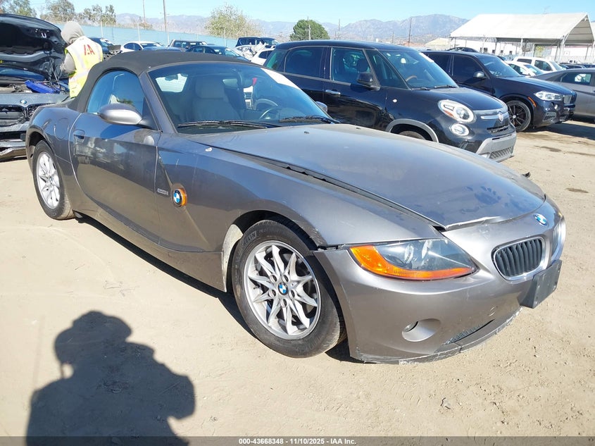4USBT33403LR64725 2003 BMW Z4 2.5I auction photo 1