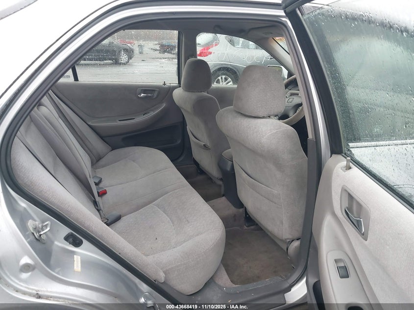 2001 Honda Accord 2.3 Lx VIN: JHMCG56441C011811 Lot: 43668419