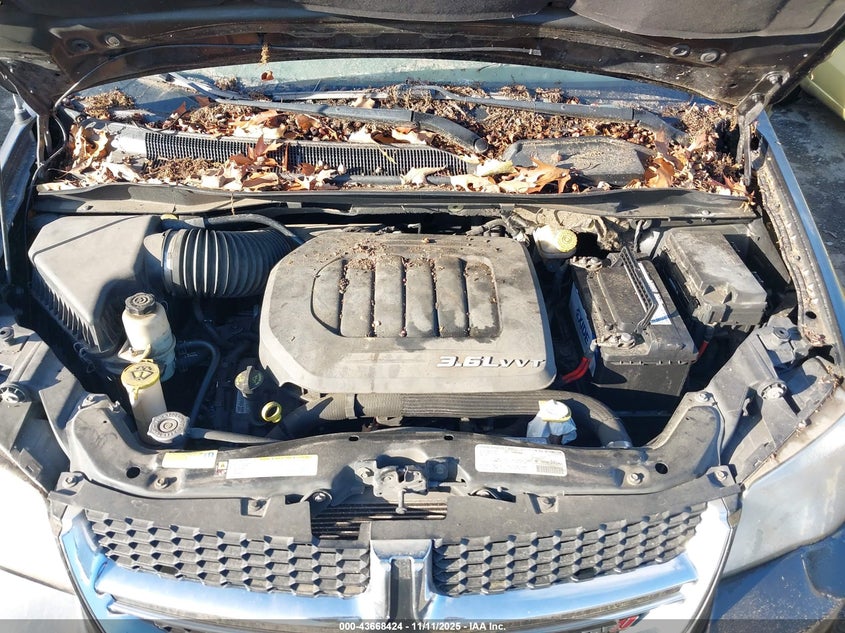 2013 Dodge Grand Caravan Sxt VIN: 2C4RDGCG0DR520689 Lot: 43668424