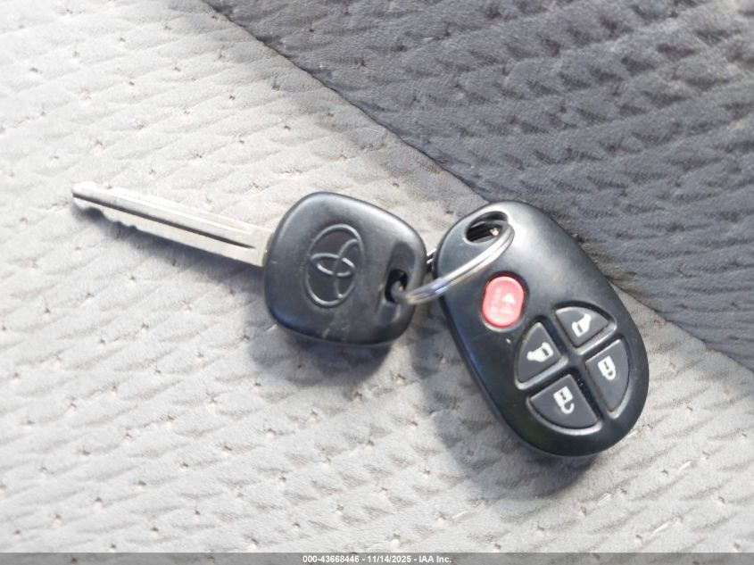 2011 Toyota Sienna Le V6 VIN: 5TDKK3DC2BS115014 Lot: 43668446