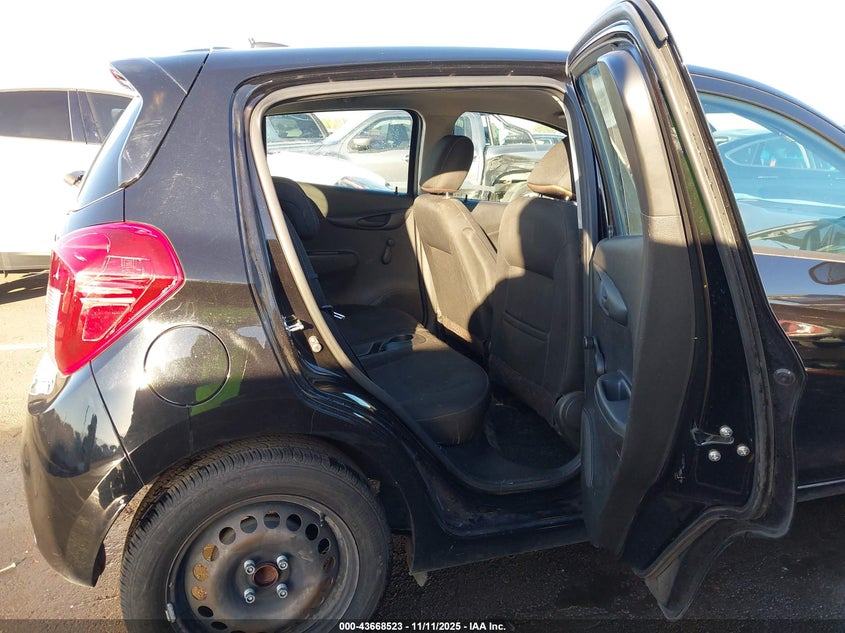 2019 Chevrolet Spark Ls Cvt VIN: KL8CB6SA1KC730719 Lot: 43668523