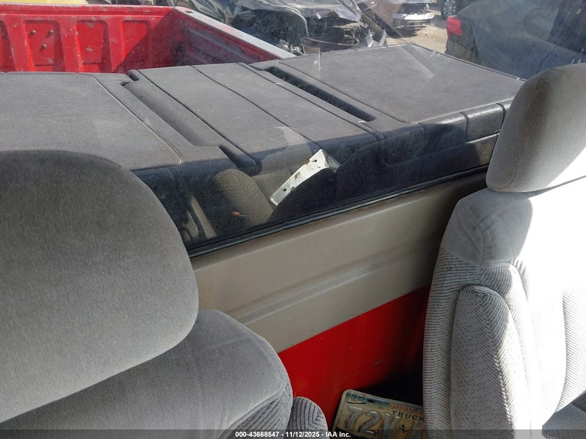 1998 GMC Sierra 1500 Sl Sportside VIN: 1GTEC14W1WZ521993 Lot: 43668547